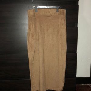 Suede guess skirt, with tags still, never worn!